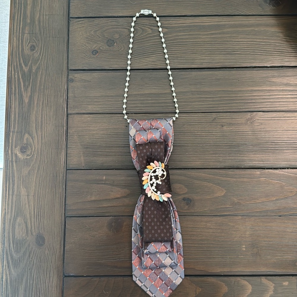 Handmade Upcycled Necktie Bib Necklace with Brooch
Unique & Handmade!